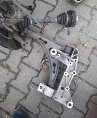 Volkswagen Golf V Front control arm XXXXXXXXX