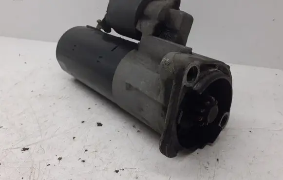 Volkswagen PASSAT B5.5 Starter motor