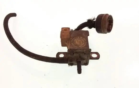 Vacuum valve