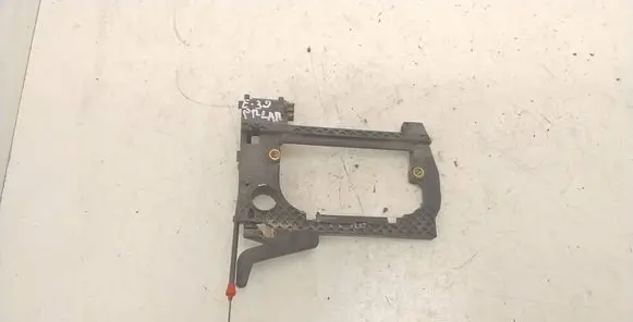 Front door exterior handle/bracket