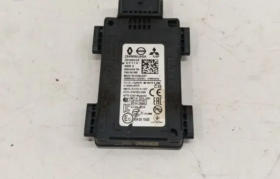 Nissan Qashqai J12 Blind spot module 284N06UA0A