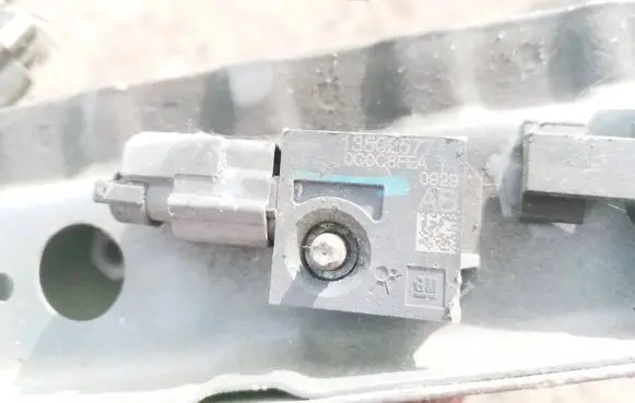 Chevrolet Cruze Airbag deployment crash/impact sensor 13502577