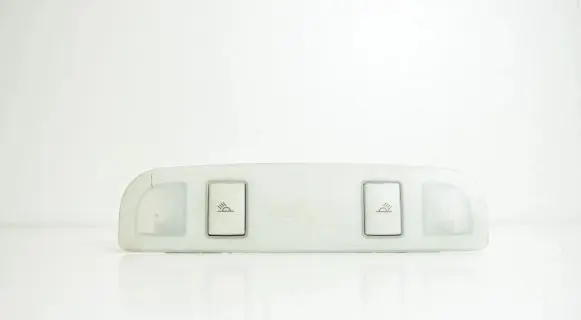 Audi A6 S6 C6 4F Rear seat light 4L0947111B