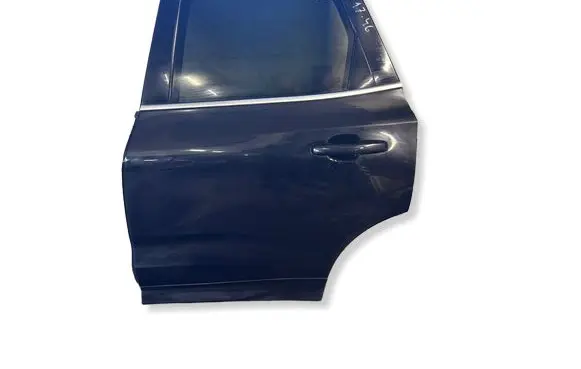 Volvo XC60 Rear door 