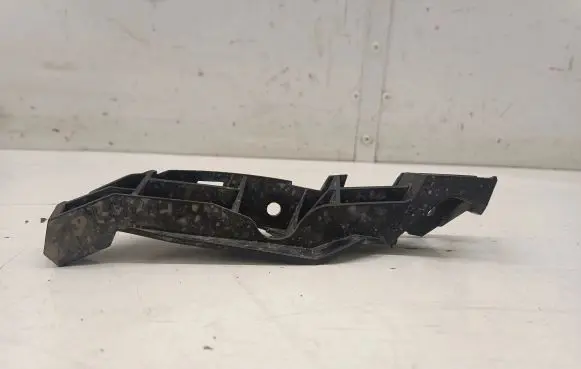 Audi TT TTS RS Mk3 8S Fender mounting bracket 8S0807183