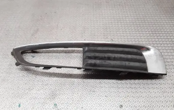 Opel Insignia A Front bumper lower grill