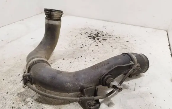 Toyota Corolla Verso AR10 Intercooler hose/pipe 173620R010