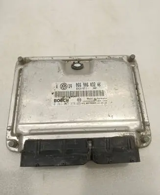 Volkswagen Golf IV Engine control unit/module 066906032AK 0261207378 1039S03680