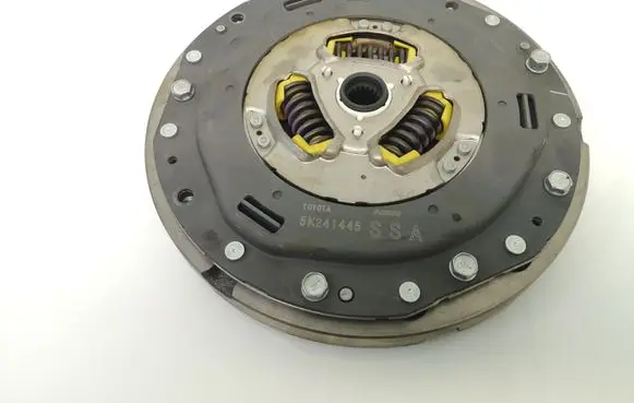 Toyota Yaris Clutch set kit 5K241445 5K241445SSA F5YG1