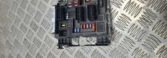 Peugeot Partner Fuse module U118470002J