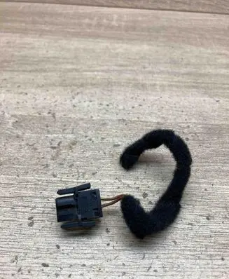 BMW 3 E36 Plug wire 1378108 18288161 2PIN