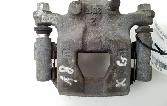Nissan Qashqai Rear brake caliper 