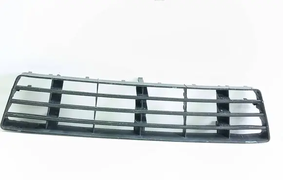 Audi A6 S6 C5 4B Front bumper lower grill 4B0807683
