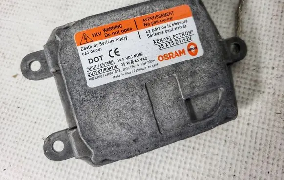 Skoda Octavia Mk2 (1Z) Headlight ballast module Xenon 35XT5D12V