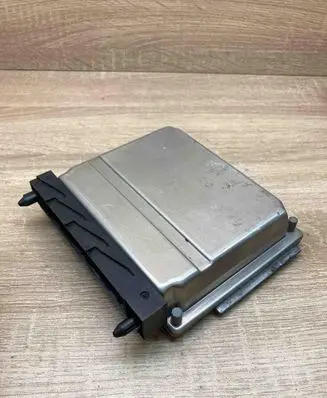 Volvo S80 Engine control unit/module ECU 08667710A 0281010319