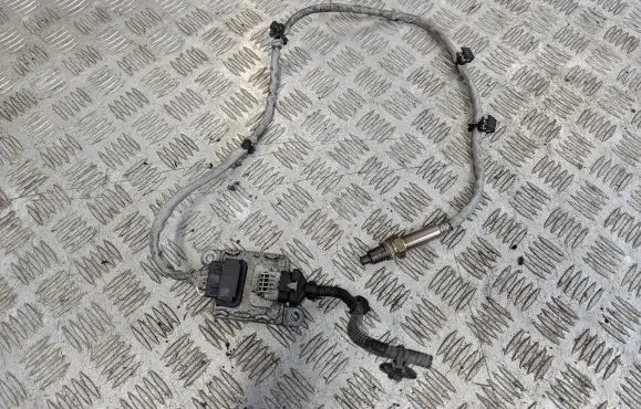Renault Trafic III (X82) Lambda probe sensor 227900033R