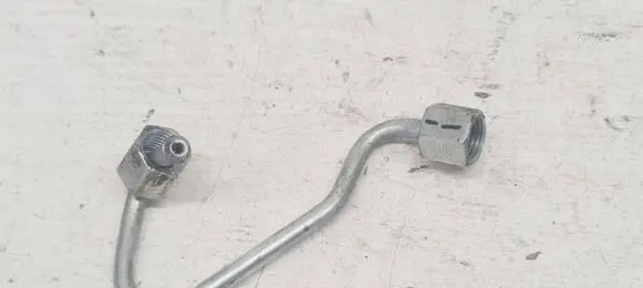 Fuel injector supply line/pipe