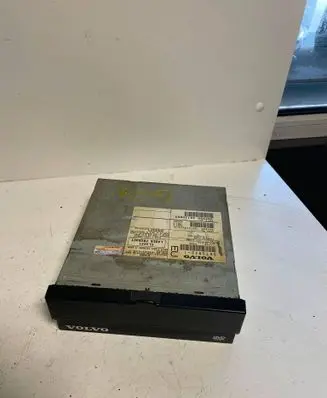 Volvo V70 Navigation unit CD/DVD player 8673942 CUP2001E3 26130093