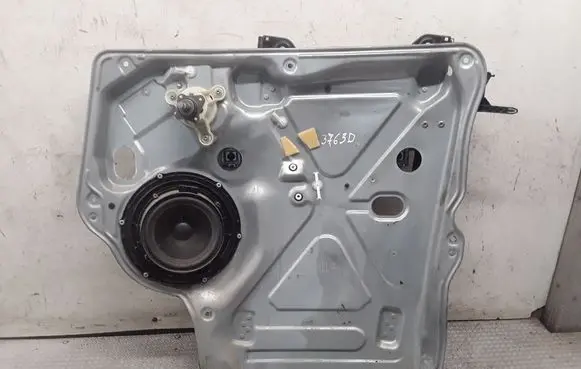 Volkswagen Transporter - Caravelle T5 Front door manual window regulator 7H0837730L
