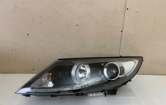 KIA Sportage Headlight/headlamp 921013UXXX