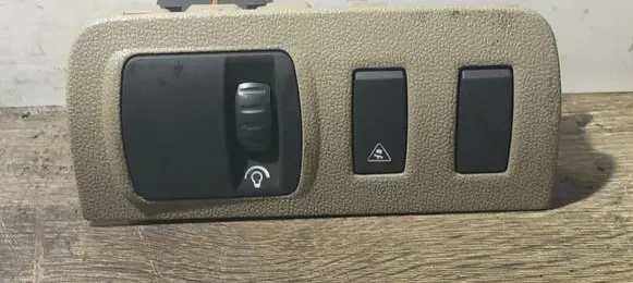 Renault Scenic III - Grand scenic III Headlight level height control switch 88020010