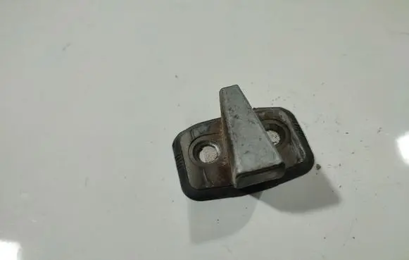 Audi A6 S6 C4 4A Rear door lock loop/hook striker 