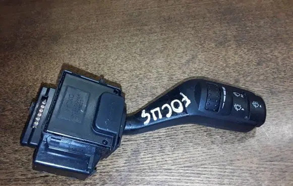 Ford Focus Wiper control stalk 4M5T17A553BD