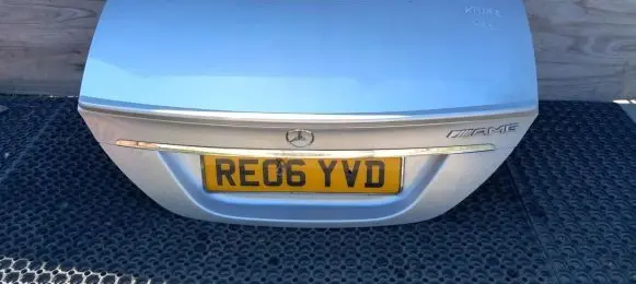 Mercedes-Benz CLS C219 Tailgate/trunk/boot lid