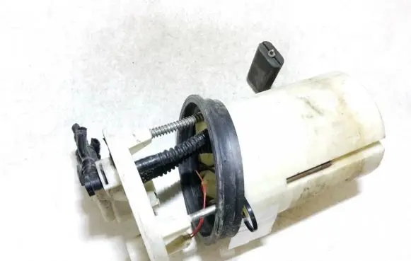 Toyota Avensis T250 Fuel level sensor 7701002040