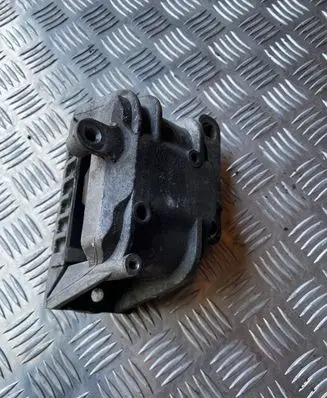 Audi A3 S3 8P Engine mount bracket 1K0199262BB