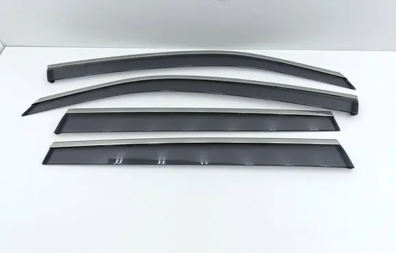 Subaru Forester SK Sliding door wind deflector 