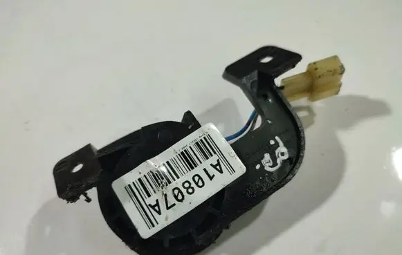 Subaru Legacy Front door speaker