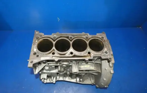 Mercedes-Benz CLA C117 X117 W117 Engine block 270910