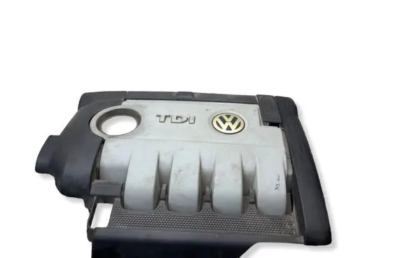 Volkswagen PASSAT B6 Engine cover (trim) 03G103967J 03G103967 03G103967C