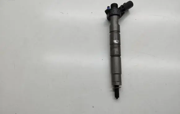 Mercedes-Benz E W213 Fuel injector 0445117048