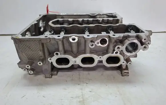 Opel Astra K Engine head S27612329 55512233