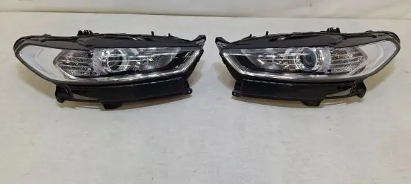 Ford Mondeo MK V Headlight/headlamp ES73-13W029-ED ES73-13W030-ED