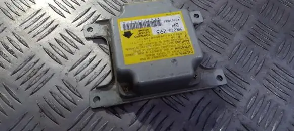 Mitsubishi Galant Airbag control unit/module mr213293 x6t41081