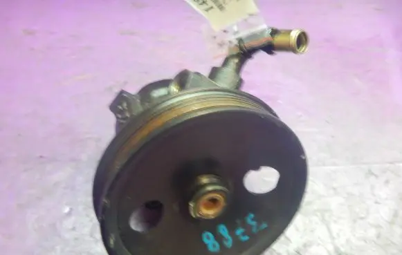 Volvo S40, V40 Power steering pump 9125202