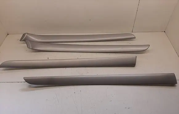 Audi A4 S4 B7 8E 8H Front door trim bar 8E0867409 8EO867410 8EO867420