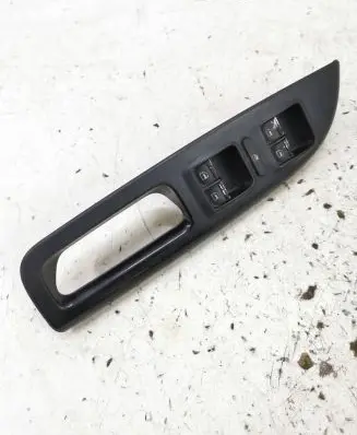 Skoda Octavia Mk2 (1Z) Electric window control switch