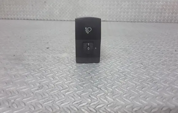 Hyundai Santa Fe Headlight level height control switch