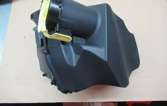 BMW 3 G20 G21 Air filter box 18026310
