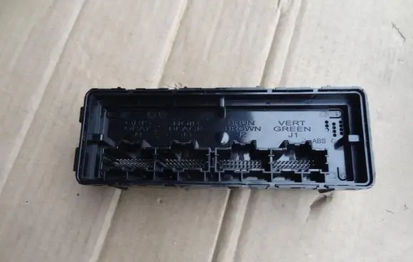 Opel Insignia B Air conditioner control unit module 84703790