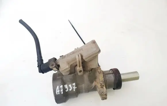 Ford Focus Master brake cylinder l519888
