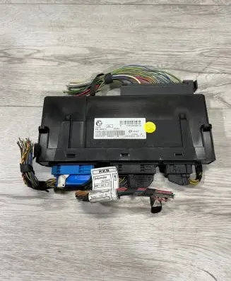 BMW X3 F25 Comfort/convenience module 9304587 9258771 504E12F1