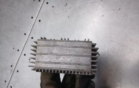 Opel Corsa C Glow plug pre-heat relay