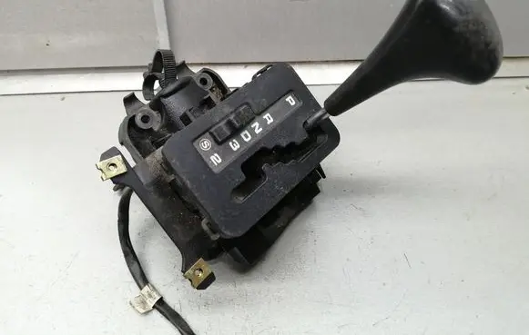 Mercedes-Benz E W124 Gear shifter/selector 1292670637 1242670206