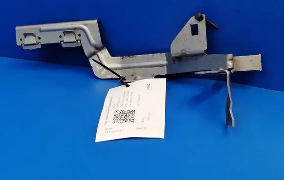 BMW X4 F26 other engine part 8570829 233101 23310110