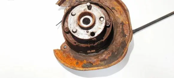 Subaru Outback Rear wheel hub